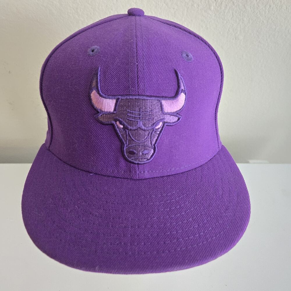 New Era 59FIFTY NBA Chicago Bulls All Purple Fitted Hat Size 7